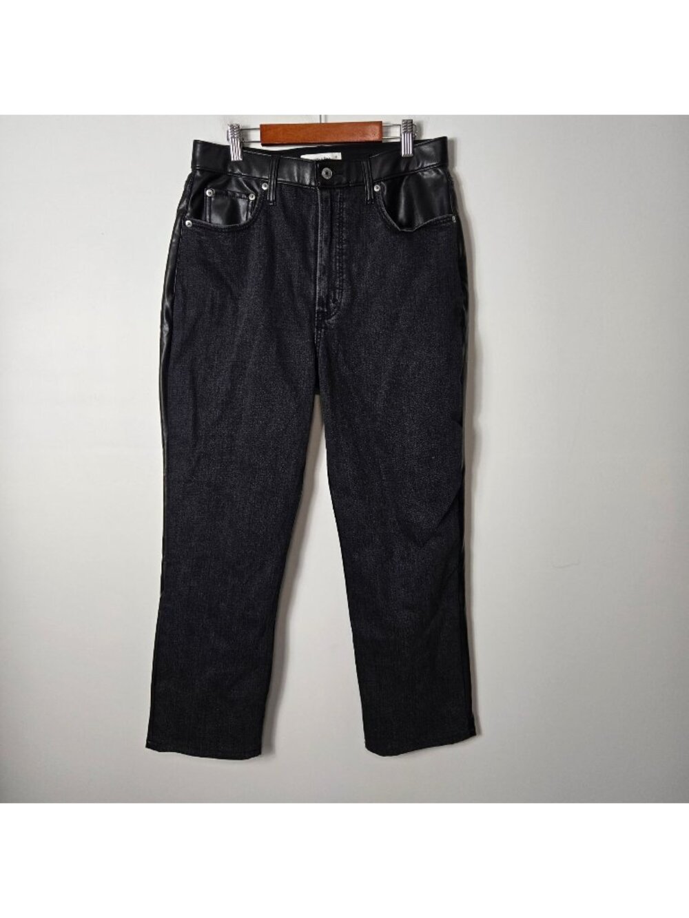 Abercrombie & Fitch Size 30 Faux Leather Paneled Denim Ankle Straight 90's Jeans